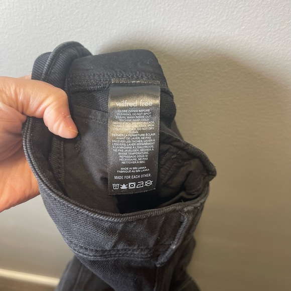 Wilfred Free Aritzia Women's Cargo Black Denim‎ Straight Leg Pants Size 6 - Picture 5 of 5